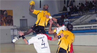 u0637u0644u0627u0644 u0627u0644u064au0627u0642u0648u062a u064au0635u0648u0628 u0641u064a u0645u0631u0645u0649 u0627u0644u0643u0648u064au062a                (u062au0635u0648u064au0631 u062cu0644u0627u0644 u0645u0639u0648u0636)