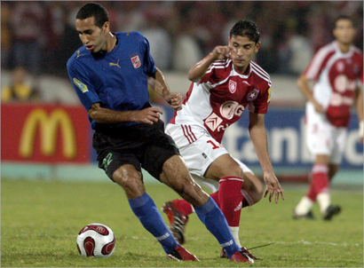 u0623u0628u0648 u062au0631u064au0643u0629 u064au062du0627u0648u0644 u062au062eu0637u064a u062fu0641u0627u0639 u0627u0644u0646u062cu0645 u0627u0644u0633u0627u062du0644u064a