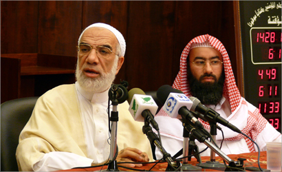 عمر عبد الكافي محاضرا