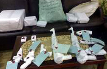 u0623u0633u0644u062du0629 u062au0631u0643u0647u0627 u062eu0644u0641u0647 u00abu0633u0645u0648u0631u0629u00bb