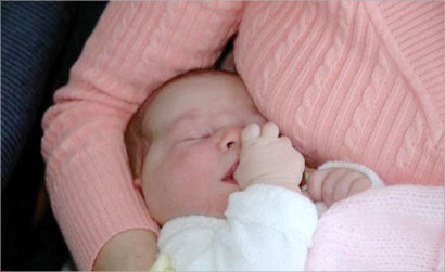 u0645u0635 u0623u0635u0628u0639 u0627u0644u0625u0628u0647u0627u0645 u0637u0628u064au0639u064a u0645u0646 u0627u0644u0637u0641u0644 u062du062au0649 u0633u0646 u0627u0644u062bu0627u0644u062bu0629