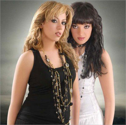 التوأمتان منة ونهلة