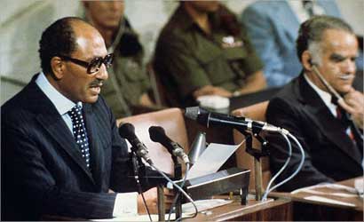 u0627u0644u0633u0627u062fu0627u062a u0623u062bu0646u0627u0621 u0643u0644u0645u062au0647 u0641u064a u0627u0644u0643u0646u064au0633u062a u0627u0644u0625u0633u0631u0627u0626u064au0644u064a u0639u0627u0645 1977