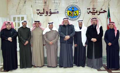 u0627u0644u0642u0646u0627u0639u064a u0645u062au0648u0633u0637u0627u064b u0631u0626u064au0633 u0648u0623u0639u0636u0627u0621 u0627u0644u0644u062cu0646u0629 u0627u0644u0627u062cu062au0645u0627u0639u064au0629