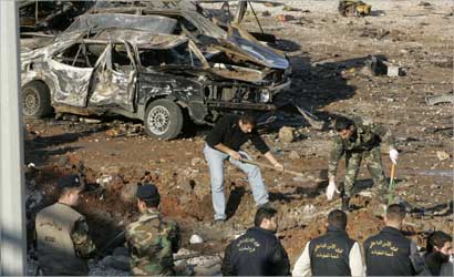 u0631u062cu0627u0644 u0627u0645u0646 u0644u0628u0646u0627u0646u064au0648u0646 u064au062du0627u0648u0644u0648u0646 u0627u0644u062du0635u0648u0644 u0639u0644u0649 u0627u062fu0644u0629 u0645u0646 u0645u0648u0642u0639 u0627u0646u0641u062cu0627u0631 u0627u0648u0644 u0645u0646 u0627u0645u0633  (u0631u0648u064au062au0631u0632)