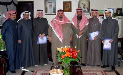 u0627u0644u0639u0645u064au062f u0627u0644u062eu0644u064au0641u0629 u0645u062au0648u0633u0637u0627 u0645u0633u0624u0648u0644u064a u0627u0644u0627u062fu0627u0631u0629 u0627u0644u0645u0643u0631u0645u064au0646