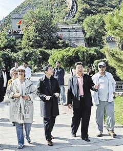 u0623u0645u062bu0627u0644 u0627u0644u0627u062du0645u062f u0644u062fu0649 u0632u064au0627u0631u062au0647u0627 u0633u0648u0631 u0627u0644u0635u064au0646