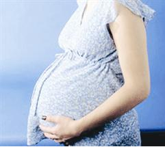 تناول القهوة يعرض الحوامل لخطورة الاجهاض