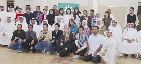 u0627u0644u0645u0634u0627u0631u0643u0648u0646 u0641u064a u062du0641u0644 u0627u0644u062au0643u0631u064au0645 t(u062au0635u0648u064au0631 u0645u0631u0647u0641 u062du0648u0631u064au0629)