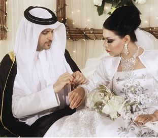 مشعل الجاسر ولمياء طارق 	(تصوير أسعد عبدالله)