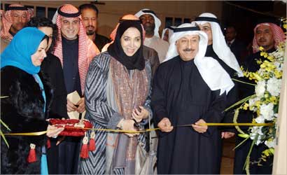 u0627u0644u0634u0627u0639u0631u0629 u0633u0639u0627u062f u0627u0644u0635u0628u0627u062d u062au0641u062au062au062d u0627u0644u0645u0639u0631u0636   (u062au0635u0648u064au0631 u0623u0633u0639u062f u0639u0628u062fu0627u0644u0644u0647)