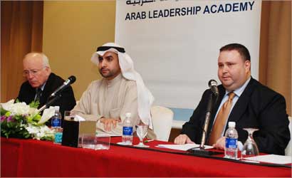 u0627u0644u0635u0641u0631u0627u0646 u0645u062au062du062fu062bu0627u064b u0641u064a u0627u0644u0645u0624u062au0645u0631 u0627u0644u0635u062du0627u0641u064a  (u062au0635u0648u064au0631 u0632u0643u0631u064au0627 u0639u0637u064au0629)  