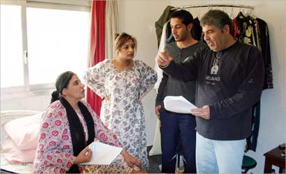 أثناء بروفات مسلسل «نقش الحنة»