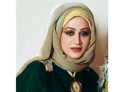 المصممة فاطمة اسماعيل