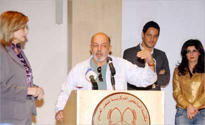 u0645u062du0645u062f u062eu0627u0646 u0623u062bu0646u0627u0621 u0627u0644u0646u062fu0648u0629       (u062au0635u0648u064au0631 u0623u0633u0639u062f u0639u0628u062fu0627u0644u0644u0647 )