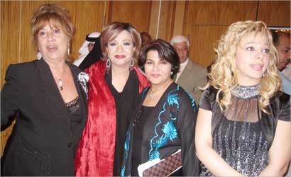 سوزان نجم الدين وليلى احمد وبروين حبيب ومنى واصف