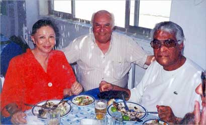 u0641u0627u062au0646 u062du0645u0627u0645u0629 u0641u064a u0636u064au0627u0641u0629 u0627u0644u0628u0648u0633u064au062a