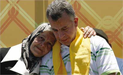 u0646u0633u064au0645 u0646u0633u0631 u0648u0648u0627u0644u062fu062au0647 u0628u0639u062f u0627u0637u0644u0627u0642u0647 u0645u0646 u0627u0644u0627u0633u0631 u0627u0644u0627u0633u0631u0627u0626u064au0644u064a u0627u0645u0633  (u062f u0628 u0627)