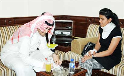 u0627u0644u0645u0639u062au062fu0649 u0639u0644u064au0647u0627 u062au062au062du062fu062b u0644u0644u0632u0645u064au0644 u062eu0627u0644u062f u0627u0644u0639u0646u0632u064a