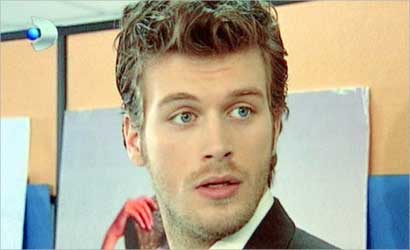 مهند: أأنا شاذ؟!... أنا مزعوج كثير من هالحكي