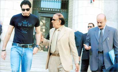 u0623u062du0645u062f u0635u0644u0627u062d u0627u0644u0633u0639u062fu0646u064a u0641u064a u0645u0633u0644u0633u0644 u00abu0643u0644u0645u0629 u062du0642u00bb