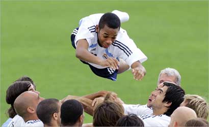 u0647u0644 u00abu064au0637u064au0631u00bb u0631u0648u0628u064au0646u064au0648 u0645u0646 u064au062f u0631u064au0627u0644 u0645u062fu0631u064au062fu061f (u0627 u0641 u0628)