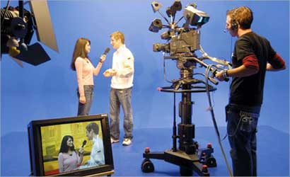 u0627u0644u0625u0639u0644u0627u0645 u0644u063au0629 u0627u0644u0639u0635u0631