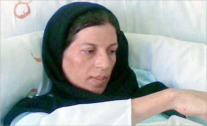 u0627u0644u0623u0645 u063au0632u0627u0644u0629 u0639u0648u0636 u062eu0645u064au0633... u0633u0639u064au062fu0629 u0628u0627u0644u062au0648u0627u0626u0645