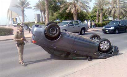 u0627u0644u0633u064au0627u0631u0629 u0627u0644u0645u0646u0642u0644u0628u0629  (u062au0635u0648u064au0631 u0623u0633u0639u062f u0639u0628u062fu0627u0644u0644u0647)