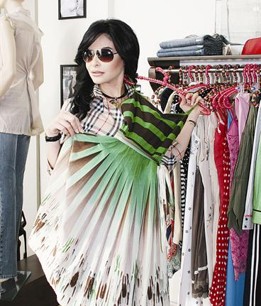 «افضل الملابس الشيك» 	(تصوير جوزيف نخلة)