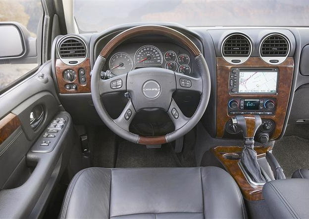 مقصورة داخلية تليق باسم السيارة