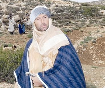 يورغو شلهوب في مشهد من مسلسل «قيس وليلى»