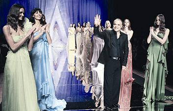 في أحد حفلاته