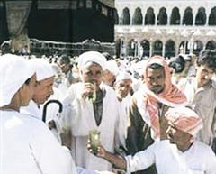 ماء زمزم علاج رباني مجاني