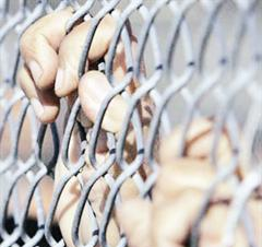 حنفي اثناء المحاكمة