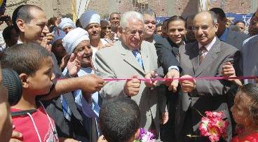 محافظ سوهاج والسفير الحمد يفتتحان مجمع المعاهد الأزهرية