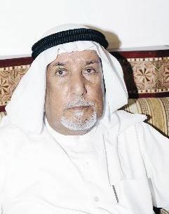 المدعج يسترجع الذكريات	(تصوير جلال معوض)