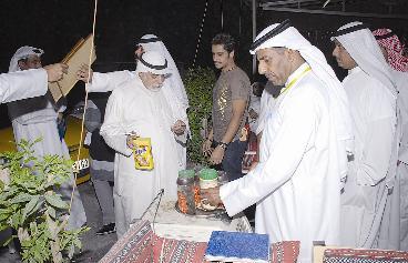 تفتيش أحد المقاهي