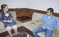 أشكناني متحدثاً لشوق الخشتي