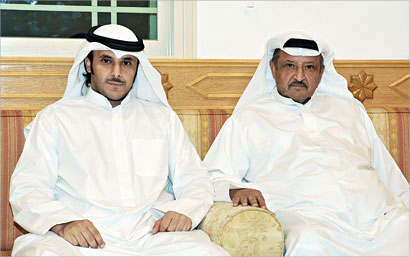 مع ابنه ساير 