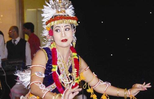 من أجواء العروض الراقصة