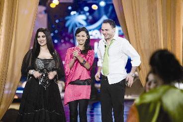 ميس تتوسط أحمد الشريف وشمس