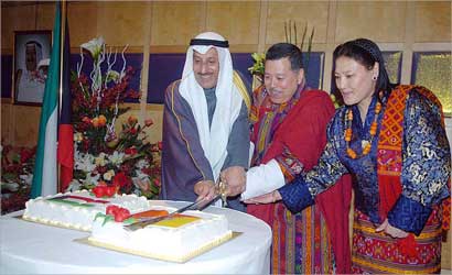 u062au0642u0637u064au0639 u0642u0627u0644u0628 u062du0644u0648u0649 u0627u0644u0627u062du062au0641u0627u0644 (u062au0635u0648u064au0631 u0646u0648u0631 u0647u0646u062fu0627u0648u064a)