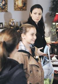 u0641u062au0648u0646 u0645u0639 u0627u0628u0646u062au064au0647u0627 u062cu0648u0631u062cu064au062a u0648u0623u0645u064au0631u0629r