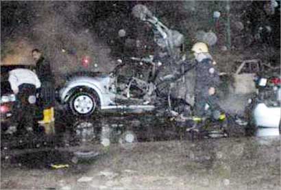 من الصور النادرة التي التقطت لموقع الانفجار الذي تعرض إليه مغنية 