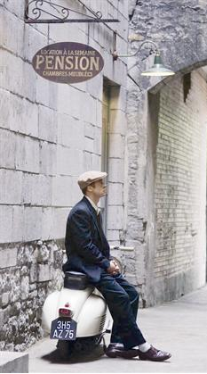 بنجامين ولحظة تأمل في الواقع المرير