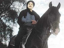 u0645u062du0645u062f u0631u062cu0628 u0641u064a u0645u0633u0644u0633u0644 u00abu0627u062fu0647u0645 u0627u0644u0634u0631u0642u0627u0648u064au00bbr