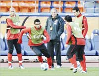 u062cu0648u0632u064au0647 u064au0634u0631u0641 u0639u0644u0649 u062au062fu0631u064au0628u0627u062a u0627u0644u0623u0647u0644u064a