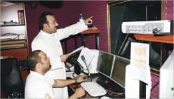 فهد الفلاح المخرج المنفّذ وسامي السعيد مهندس الصوت  