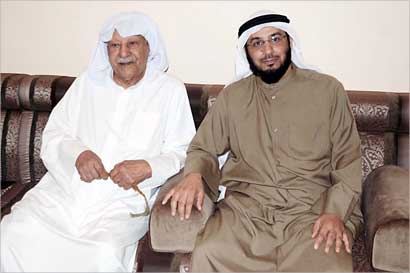 مع الزميل الديحاني 